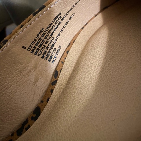 Pointed Slingback Flat Animal Print Shoes - Size 8 - Picture 3 of 6